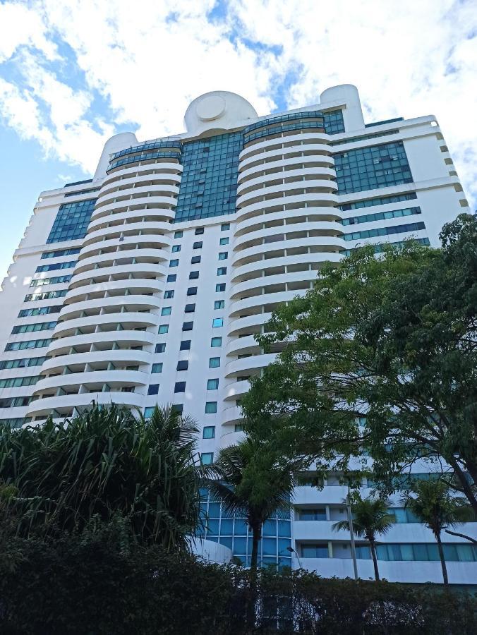 Apartamento Barra Prime Flats, Ed Mediterraneo, Wi-fi 400mb, Balsa Pra Gratis, Ar Condicionado Novo! Rio de Janeiro